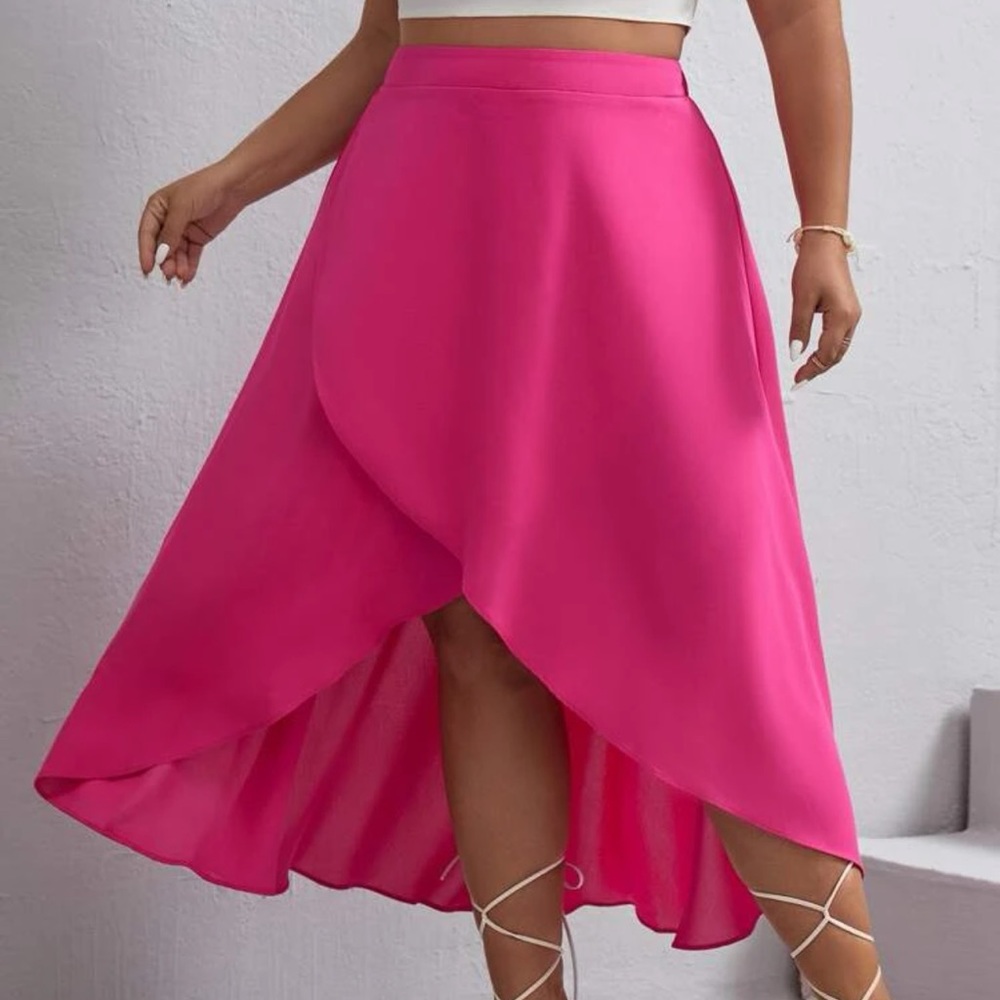 ๐ High Low Wrap Skirt ๐ - Picture 4 of 5